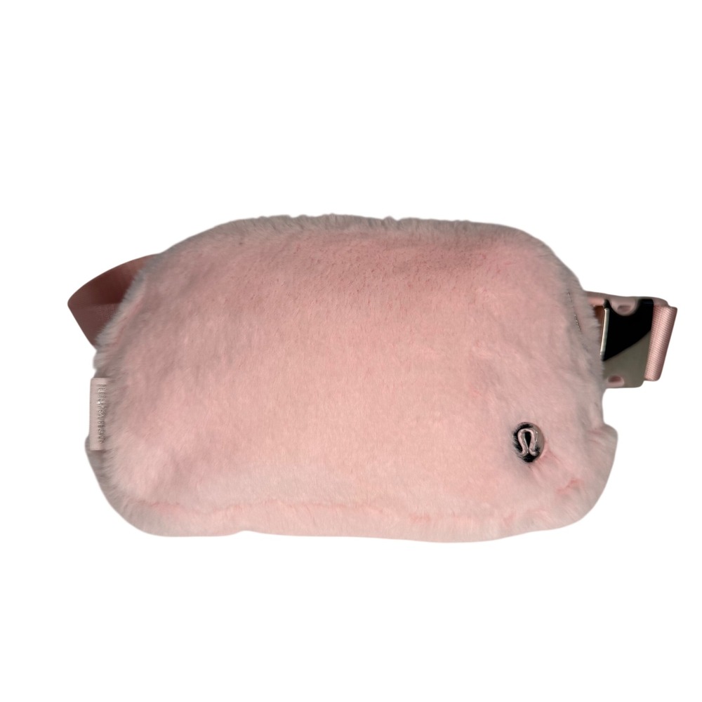Lululemon Everywhere Belt Bag 1L Fleece Pink Savannah Fuzzy Sherpa Waist Pack